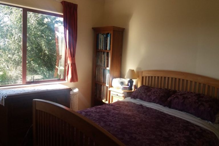 Photo of property in 121 Southdown Drive, Martinborough, 5781