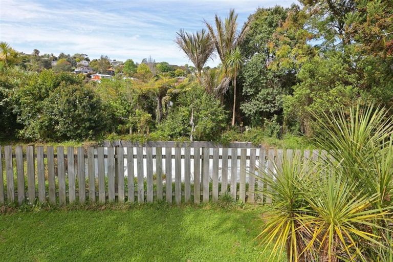 Photo of property in 40 Glamorgan Drive, Torbay, Auckland, 0630