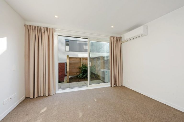 Photo of property in 3/24 Princess Terrace, Newtown, Wellington, 6021