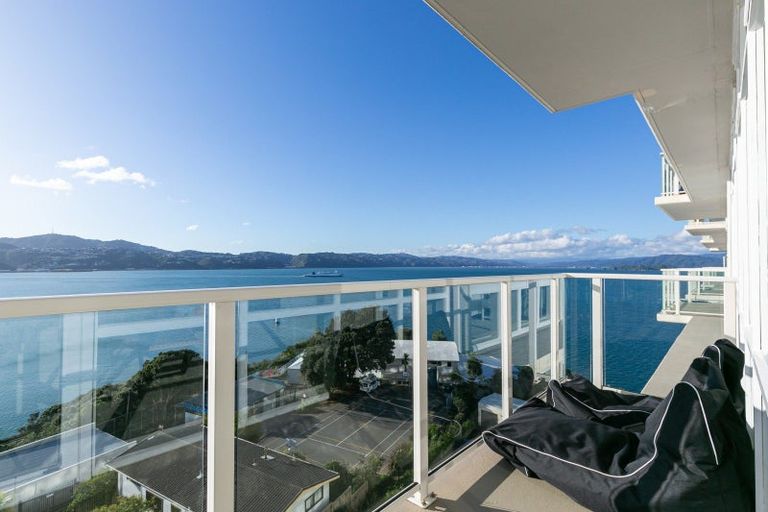 Photo of property in Gateway Apartments, 19 Maida Vale Road, Roseneath, Wellington, 6011