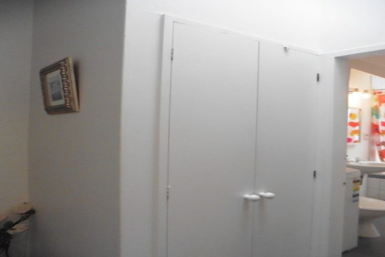 Photo of property in 18/10 Pitarua Street, Thorndon, Wellington, 6011