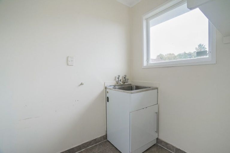 Photo of property in 14 Winiata Terrace, Papakura, 2110