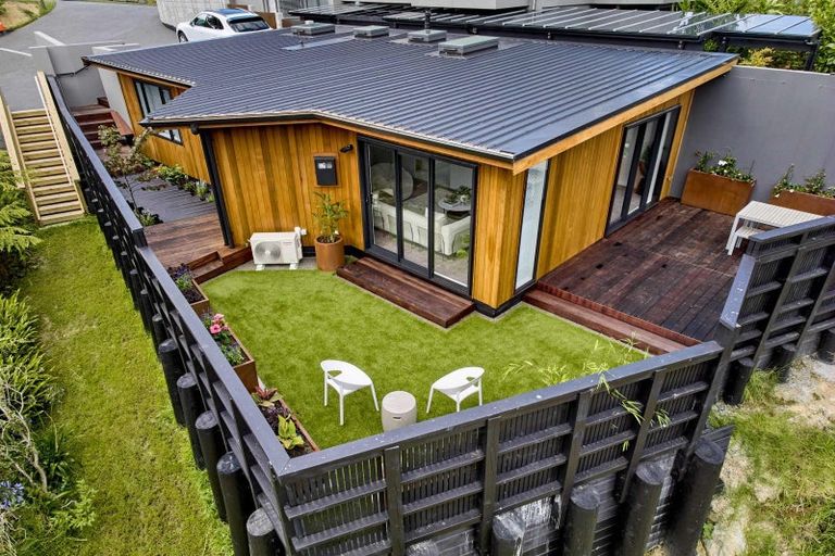 Photo of property in 11a Saint Ives Drive, Camborne, Porirua, 5026