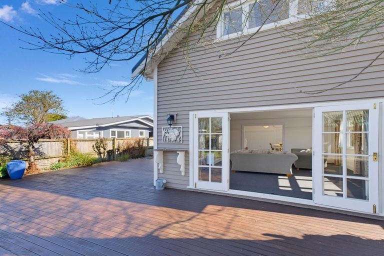 Photo of property in 40 North Parade, Richmond, Christchurch, 8013