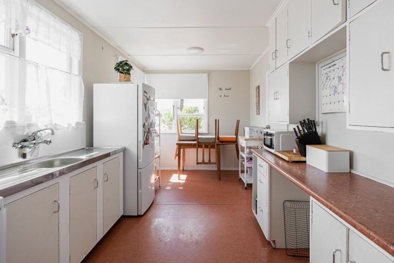 Photo of property in 74 Dundee Drive, Flaxmere, Hastings, 4120