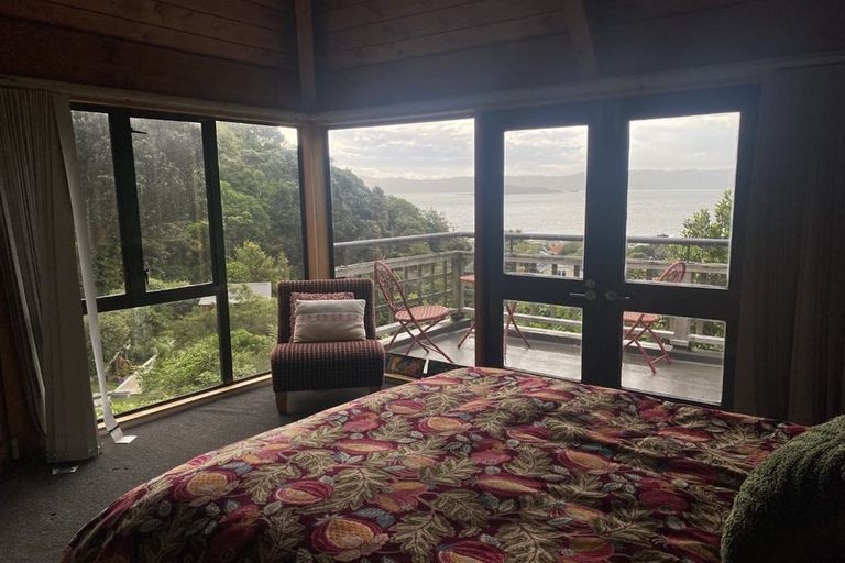 Photo of property in 14 Marama Terrace, Eastbourne, Lower Hutt, 5013