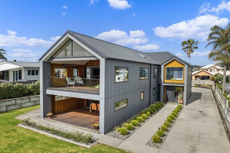 Photo of property in 235 One Tree Point Road, One Tree Point, 0118