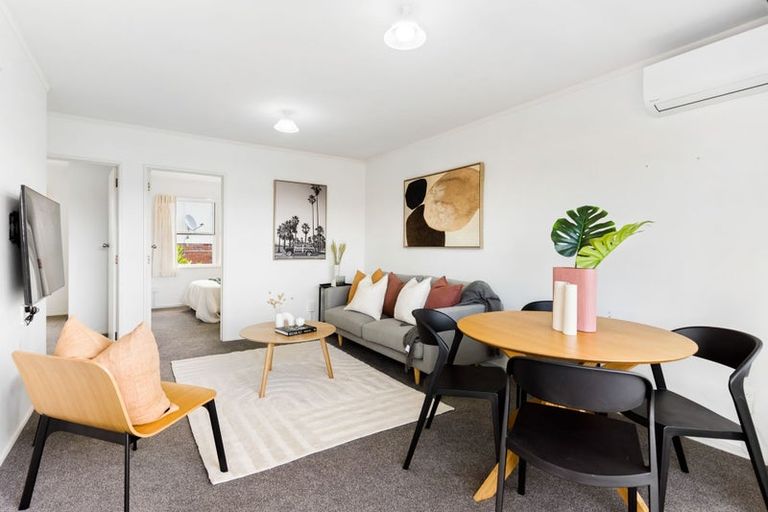 Photo of property in 3/56 Gowing Drive, Meadowbank, Auckland, 1072