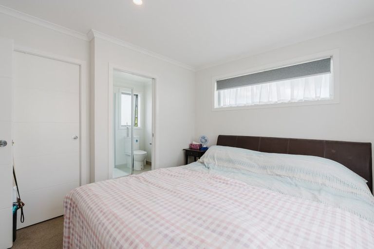 Photo of property in 1/18 Pickering Crescent, Chedworth, Hamilton, 3210