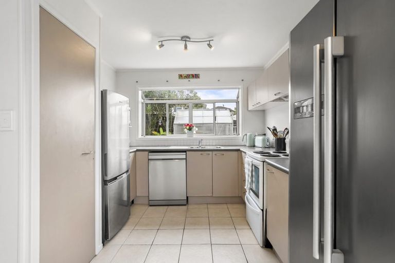 Photo of property in 1/57 Nor'east Drive, Torbay, Auckland, 0632