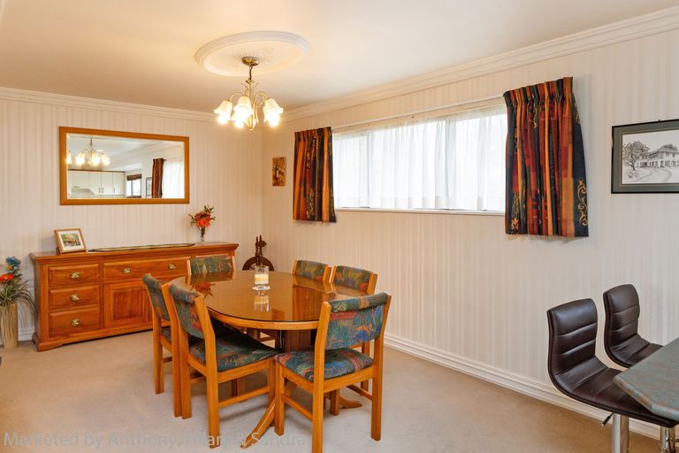 Photo of property in 3 Sandstrom Grove, Feilding, 4702