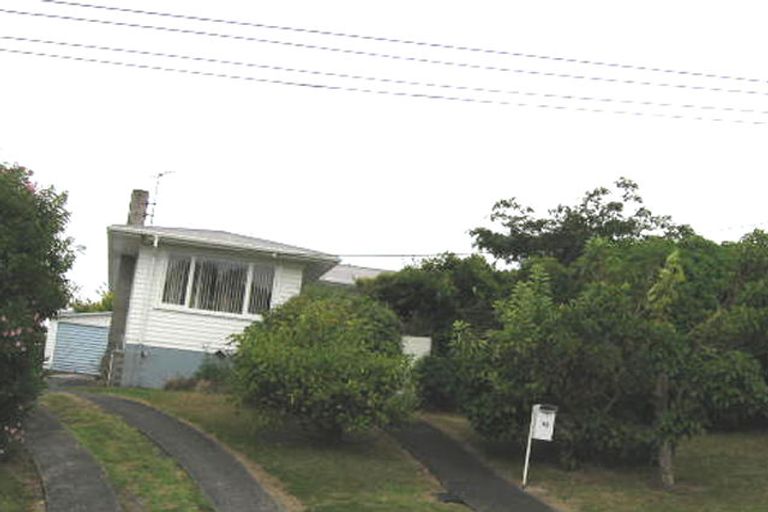 Photo of property in 15 Tonkin Drive, Sunnynook, Auckland, 0620