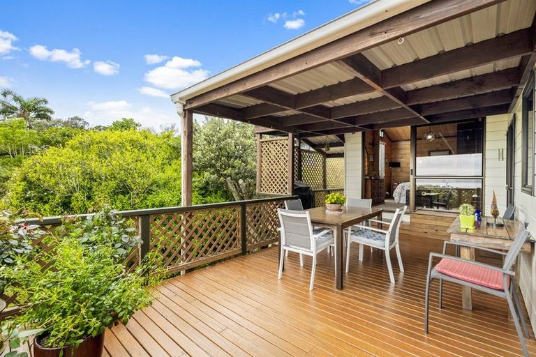 Photo of property in 222 Whangaparaoa Road, Red Beach, 0932