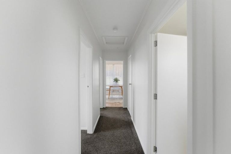 Photo of property in 19 Pukeori Street, Marfell, New Plymouth, 4310