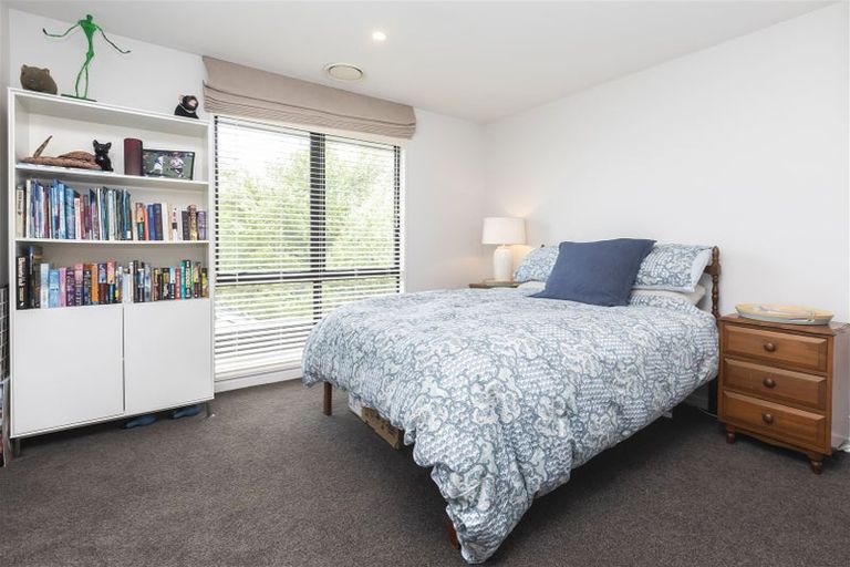 Photo of property in 28 Hawthorne Street, Strowan, Christchurch, 8052