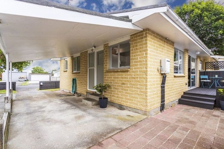 Photo of property in 1 Baltimore Crescent, Totara Park, Upper Hutt, 5018