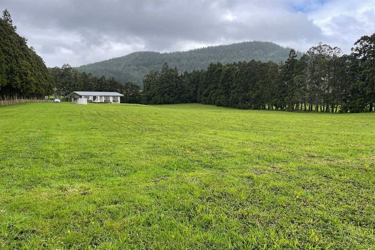 Photo of property in 805 Whangaripo Valley Road, Whangaripo, Wellsford, 0972
