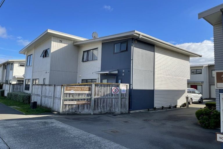 Photo of property in 4/389 Broadway, Miramar, Wellington, 6022