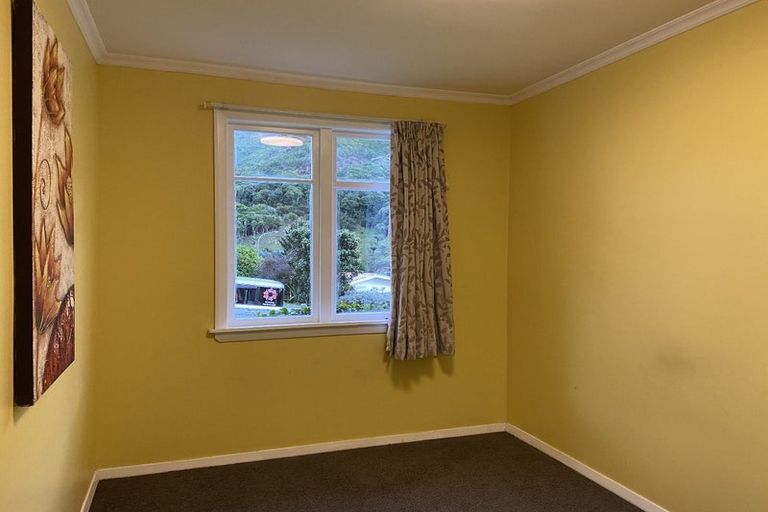 Photo of property in 6 Angle Street, Picton, 7220