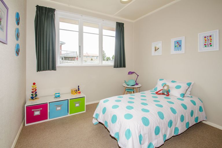 Photo of property in 24 Helensburgh Road, Halfway Bush, Dunedin, 9010