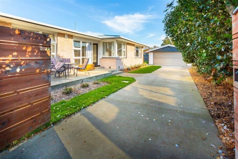 Photo of property in 5 Dunluce Place, Hornby, Christchurch, 8042