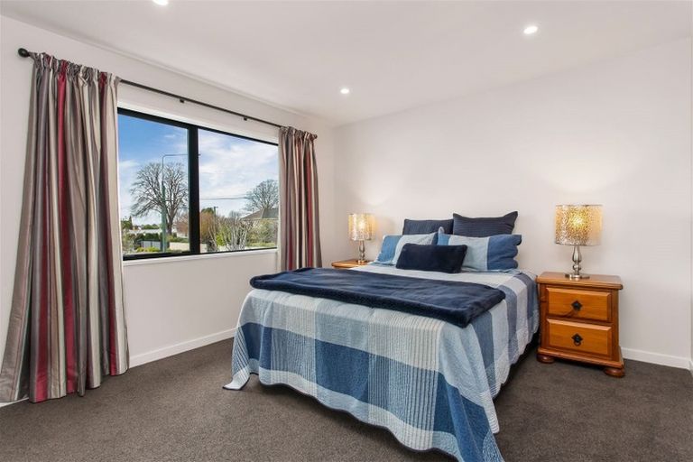 Photo of property in 447 Ilam Road, Bryndwr, Christchurch, 8052