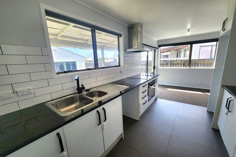 Photo of property in 461 Weymouth Road, Weymouth, Auckland, 2103
