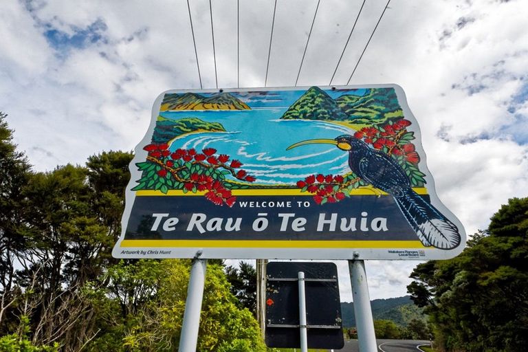 Photo of property in 1103 Huia Road, Huia, Auckland, 0604