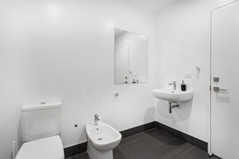 Photo of property in 10 Euan Sarginson Place, Diamond Harbour, Lyttelton, 8971