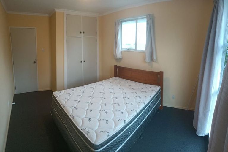 Photo of property in 1/7 Delaware Crescent, Russley, Christchurch, 8042