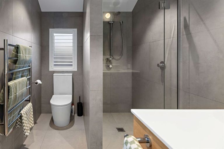 Photo of property in 24 Kenwyn Avenue, St Albans, Christchurch, 8052