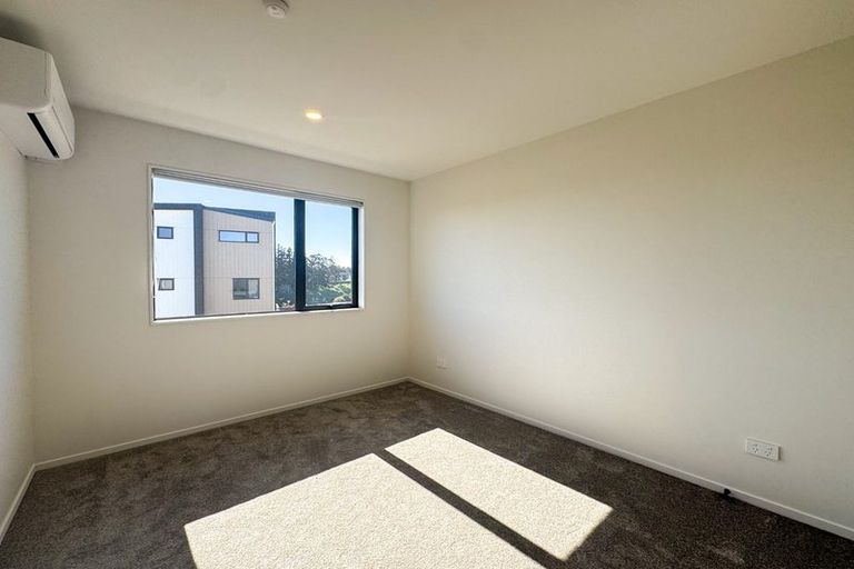 Photo of property in 340c Ormiston Road, Flat Bush, Auckland, 2019
