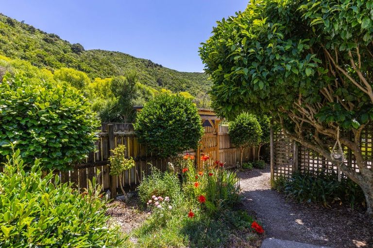 Photo of property in 14 The Anchorage, Waikawa, Picton, 7220