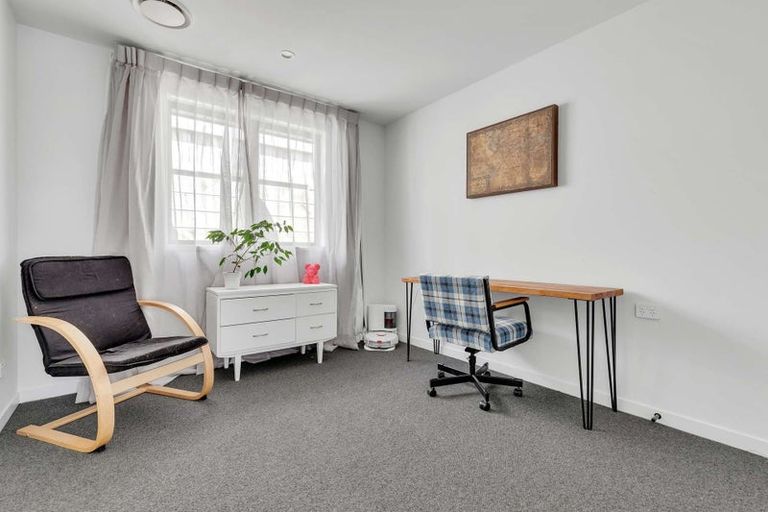 Photo of property in 90 Adler Drive, Ohauiti, Tauranga, 3112