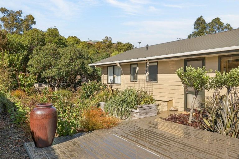 Photo of property in 29 Te Papau Crescent, Diamond Harbour, 8972