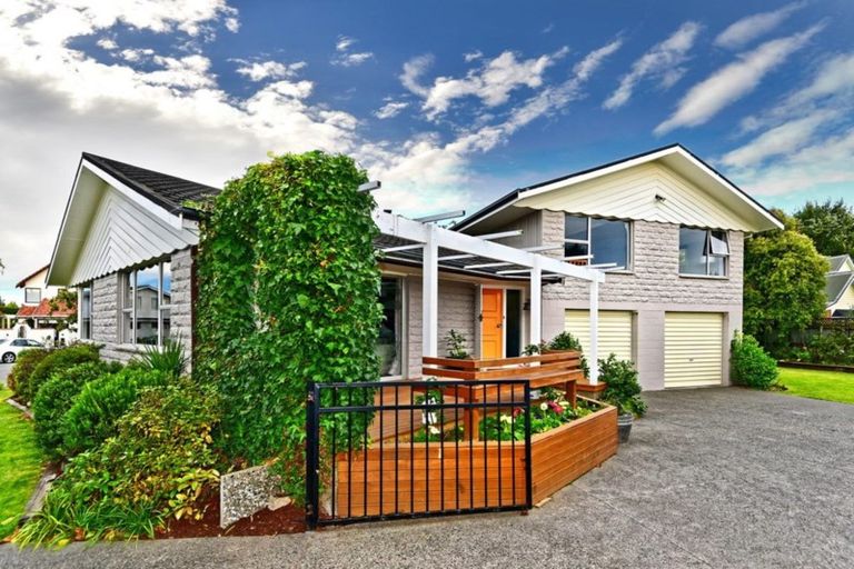 Photo of property in 12 Pelorus Place, Harewood, Christchurch, 8051