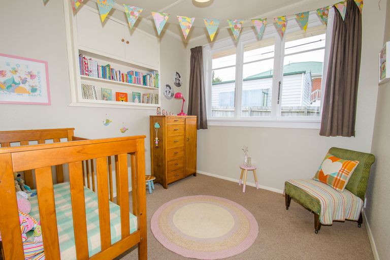 Photo of property in 24 Helensburgh Road, Halfway Bush, Dunedin, 9010