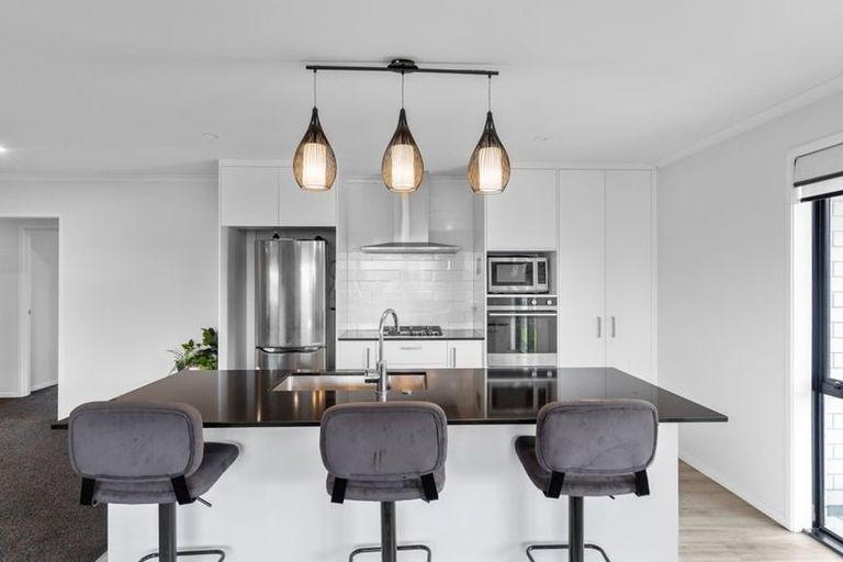 Photo of property in 9 Rylstone Way, Te Kauwhata, 3710