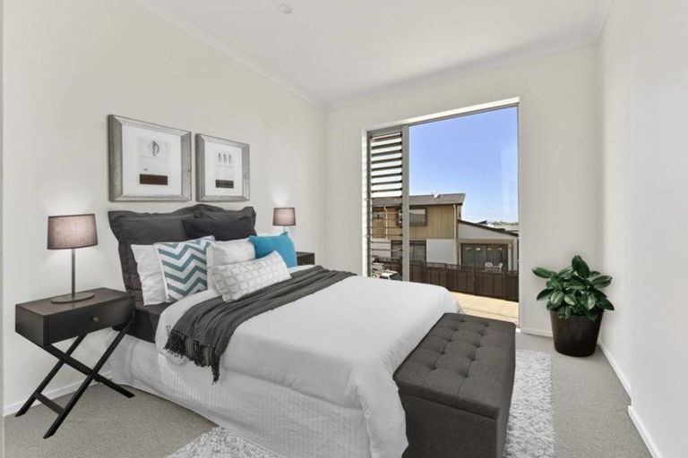 Photo of property in 34 Wallace Road, Hobsonville, Auckland, 0616