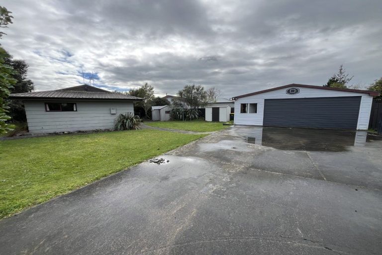 Photo of property in 2 Rata Street, Tokomaru, Palmerston North, 4474
