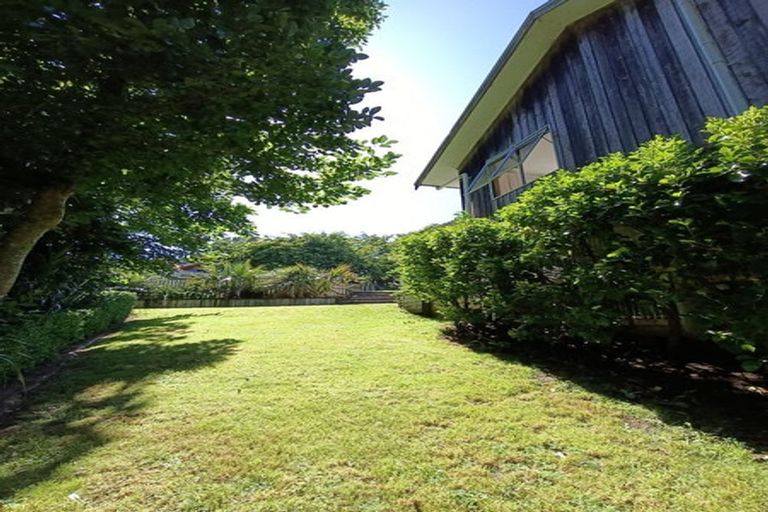 Photo of property in 16a Russell Drive, Oakura, 4314