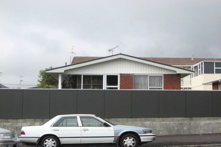 Photo of property in 362 Devon Street East, Strandon, New Plymouth, 4312