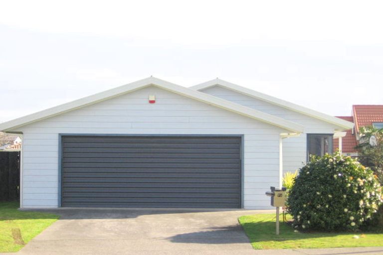 Photo of property in 71 Ashurst Avenue, Pukete, Hamilton, 3200