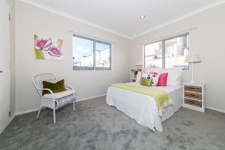 Photo of property in 10 Sunshine Lane, Flat Bush, Auckland, 2019