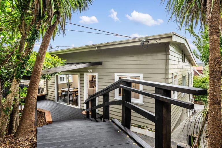 Photo of property in 1/11 Norman Road, Hauraki, Auckland, 0622