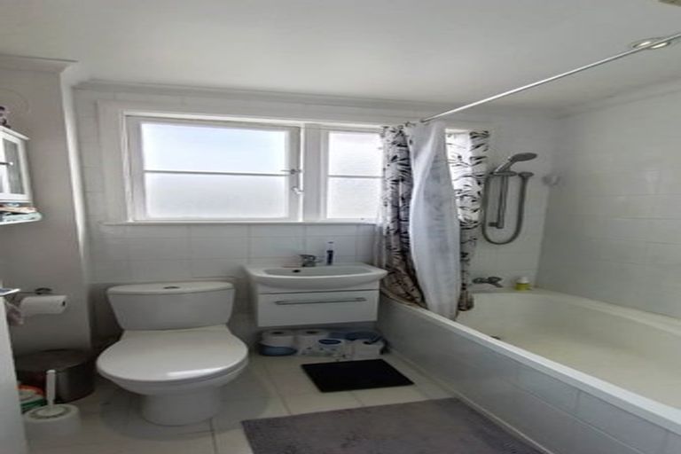 Photo of property in 227 Naenae Road, Naenae, Lower Hutt, 5011