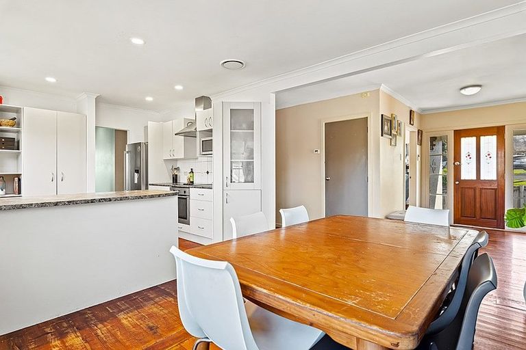 Photo of property in 6 Glengarry Road, Glen Eden, Auckland, 0602