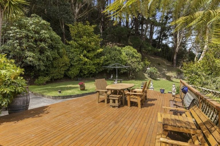 Photo of property in 284 Moores Valley Road, Wainuiomata, 5373