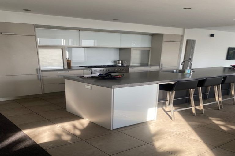 Photo of property in 272 Mangorei Road, Merrilands, New Plymouth, 4312