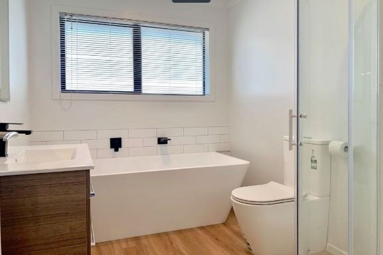 Photo of property in 12 Schooner Drive, Whitby, Porirua, 5024